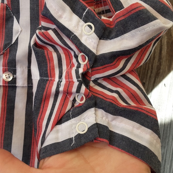 DKNY baby boy's blue, red & white onesie size 0-3 months - Picture 7 of 10